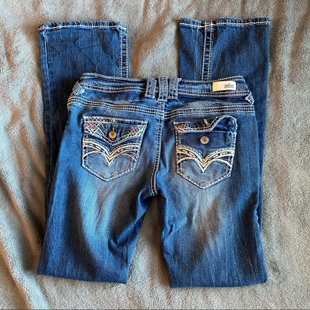 Almost Famous Size 5